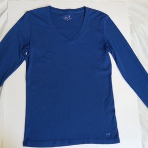 Vineyard Vines long sleeve v neck shirt